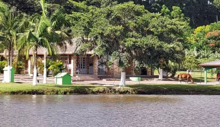 Belíssimo Sítio com 2 hectares (de um total de 6 ha) próximo da Ambev em Águas Claras.