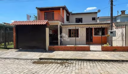 Casa 4 dormitórios, bairro Restinga