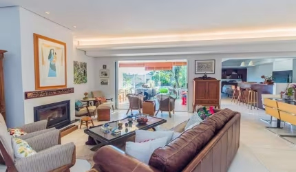 Casa 4 dorms à venda Rua Curupaiti, Cristal - Porto Alegre