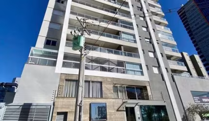 Apartamento Alto Padrão,  3 Dormitórios, 1 Suíte e duas vagas de garagem!