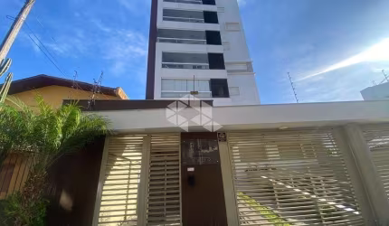 Apartamento NOVO com 03 dormitórios