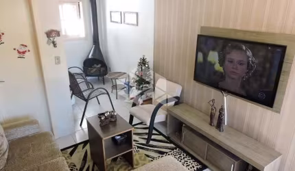 Sobrado com 2 dormitório, sala e banheiro , cozinha  com churrasqueira e garagem no bairro desvio ri
