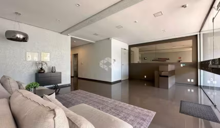 Apartamento de 03 dormitórios com suíte  no bairro Panazzolo, em Caxias do Sul.