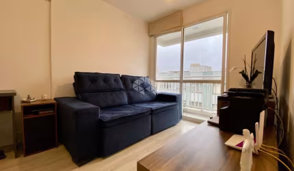 Apartamento com 62m² de 2 dormitórios com 2 vagas de garagens no bairro Cristo Redentor