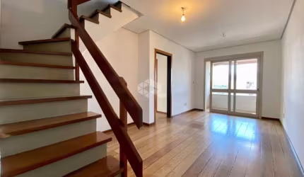 Cobertura de 02 dormitórios e 02 vagas com 150m² no bairro Partenon em Poa.