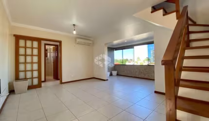 Cobertura de 02 dormitórios e 02 vagas com 186m² no bairro Jardim Planalto em Poa.