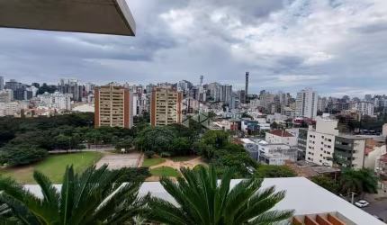 Apartamento a venda 1 dormitorio, e uma vaga coberta de garagem.