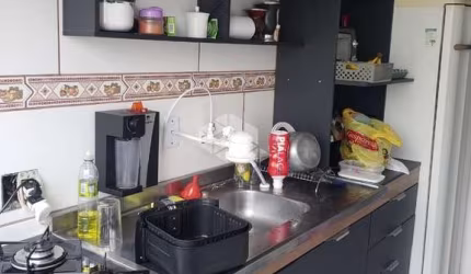 Apartamento com 2 dormitórios no Jardim Salso