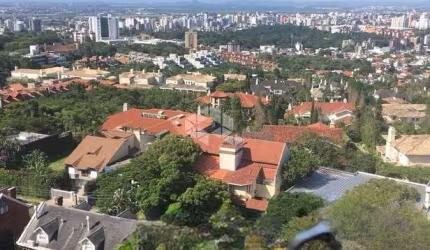 Sala Comercial na Carlos Gomes, duplex( com terraço e vista)