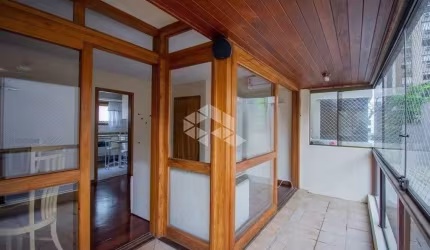 Apartamento bairro Petrópolis 3 quartos
