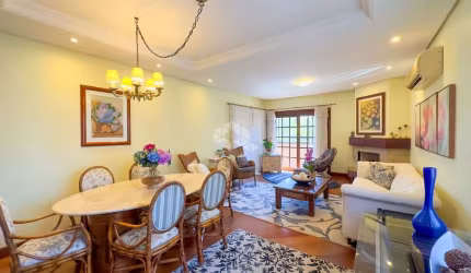Apartamento 191m² semi mobiliado 3 quartos sendo 2 suítes no Menino Deus