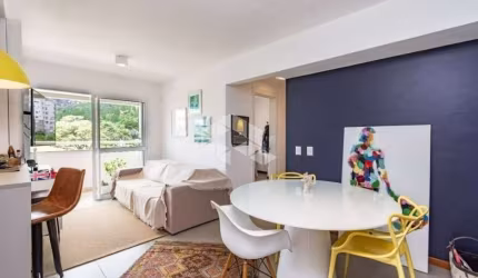 Apartamento de 2 quartos, 2 banheiros, sendo 1 suíte, área de serviço,  Jardim Carvalho - Porto Alegre