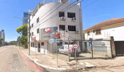 EXCELENTE PRÉDIO COMERCIAL NO BAIRRO MENINO DEUS