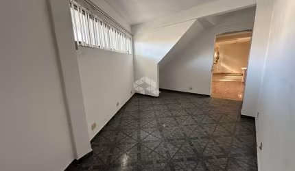 Prédio Comercial à venda em Itaquera.