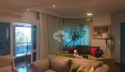 Apartamento com 4 dormitórios á venda - Mooca.