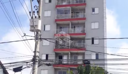 Apartamento á venda em Itaquera - 50m2 com sacada, 2 dorm.(s), 1 vaga por R$ 265.000,00