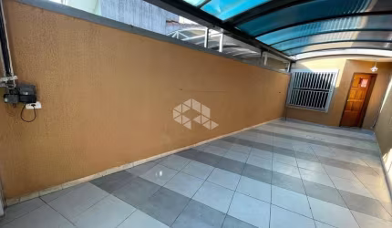 Sobrado á Venda em São Miguel Paulista.