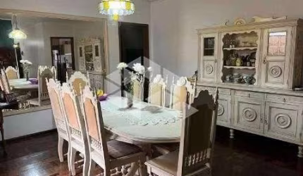 Casa 3 quartos no Jardim Lindoia, em Porto Alegre.