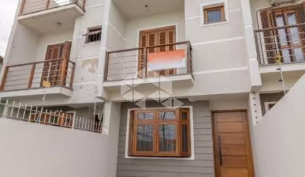 Casa 3 Dormitórios , 2 Vagas, PÁTIO COM POSSIBILIDADE DE PISCINA