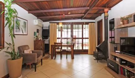 Cobertura com 3 quartos e 115m² à venda no Bairro  Santana em Porto Alegre, localização privilegiada, na zona central do bairro Santana .