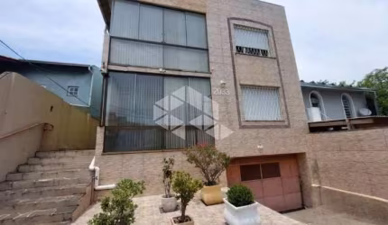 Apartamento térreo com 01 dormitório  no bairro Tristeza