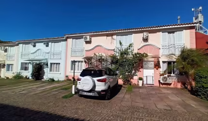 Sobrado com 2 dormitórios  próximo Faculdade Anhanguera - Zona Sul Porto Alegre