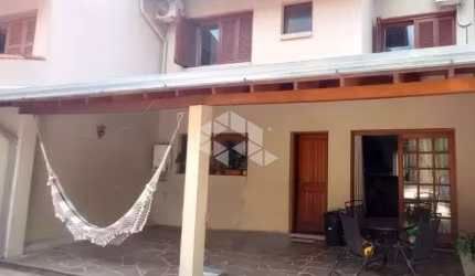 Casa com 3 Quartos à venda 219,92m² - Bairro Espiríto Santo
