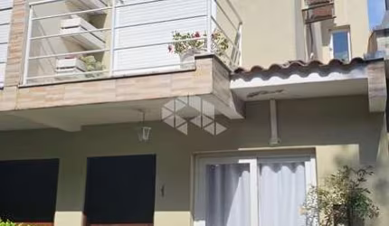 Casa mobiliada na Aberta dos Morros/Hípica