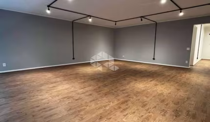 Apartamento à Venda 3 Quartos (1 suíte), 3 Banheiros e 1 Vaga de Garagem