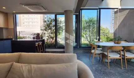 Venha conhecer este incrível apartamento de 2 quartos, 2 suítes, 2 salas, 4 banheiros, 2 vagas de garagem e 150m² na Cidade Monções, São Paulo-SP. Imp