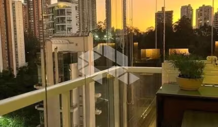 Excelente apartamento Mobiliado à venda em São Paulo, no bairro Jardim Fonte do Morumbi. Com 2 quartos, 1 suíte master , 2 salas, 2 banheiros, 1 vaga