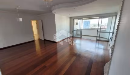 Apartamento à venda com 165m², 4 quartos e 2 vagas
