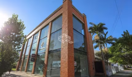 Sala comercial  localizada  centro de Torres