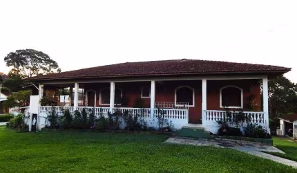 Chácara  com 03 dormitórios sendo 01 Suíte - Venda / Aluguel  -  Embu-Guaçu/Cipó