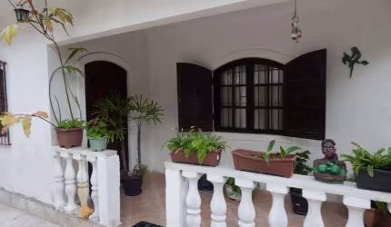 Casa Térrea 02 Dormitórios + 03 Vagas - Á Venda - em Embu-Guaçu // Cipó
