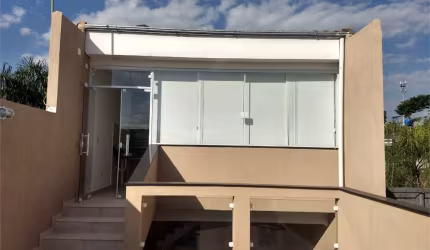 Casa á venda - Próximo á estação Primavera /Interlagos
