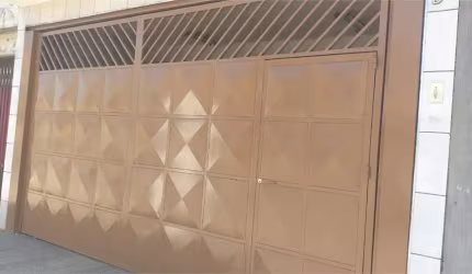 Casa Térrea com 3 quartos - Á Venda - no jd Eliana Grajaú. Aceita permuta por apartamento.