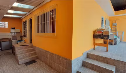 Casa 3 quartos e uma edicula no Guarapiranga