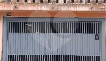 Casa Térrea 04 Dormitórios + 02 Vagas com Portão Automático - Á Venda -Pq Res Cocaia