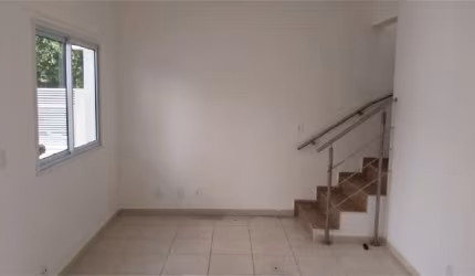 Sobrado á venda na Cidade Ademar