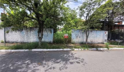 Terreno plano de 464 m² no Bolsão de Interlagos.