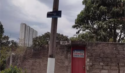 Casa á venda na Região Cidade Dutra