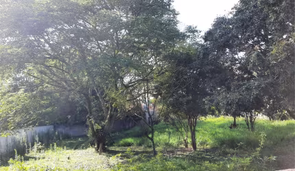 Terreno plano de 600 m² a venda no Bolsão de Interlagos
