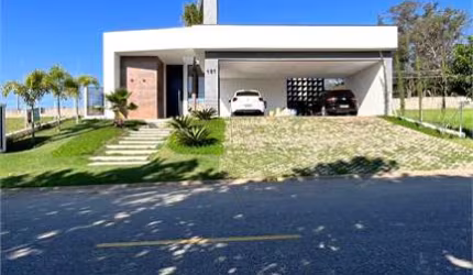 maravilhosa casa térrea em Itu