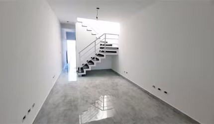 Casa cobrado novo para venda no Jardim Consórcio