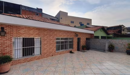 Casa à venda na Região Primavera/Interlagos