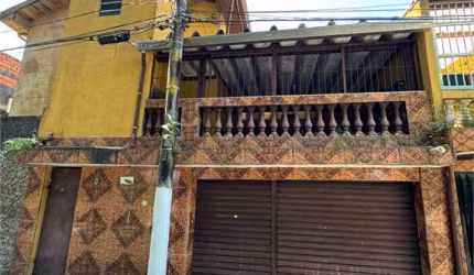 Sobrado 3 quartos com uma suíte