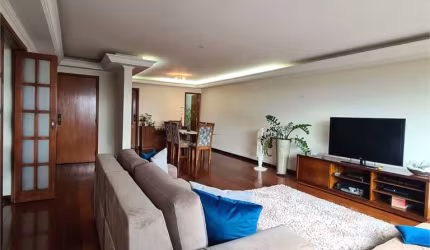 Apartamento a venda em Interlagos