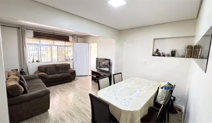 Casa térrea em Interlagos 2 quatos com edícula