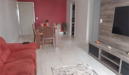 Apartamento com 3 quartos  na Vila Santa Catarina